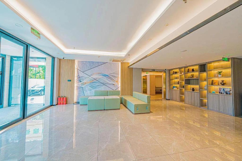 Greentree Capital Airport New International Exhibition Center Express Beijing