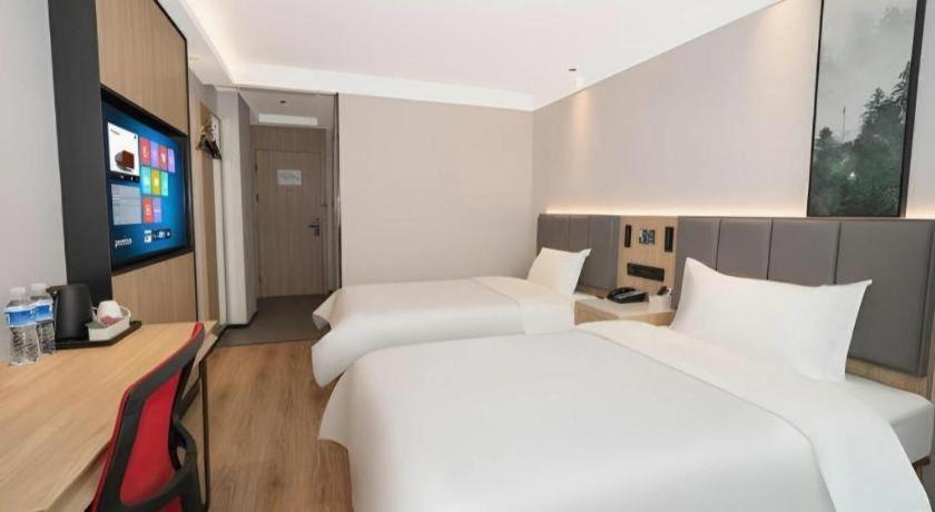 Greentree Capital Airport New International Exhibition Center Express Hotel